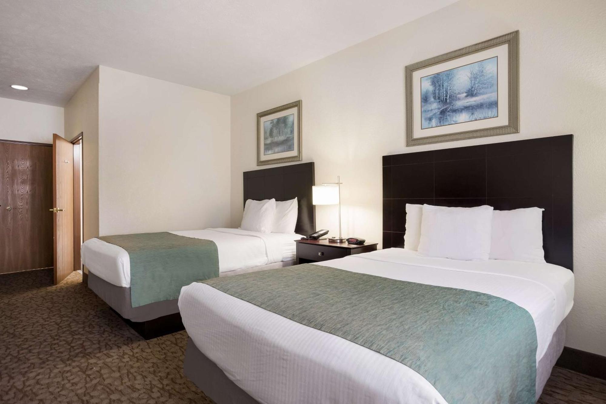 Best Western Kendallville Inn Buitenkant foto