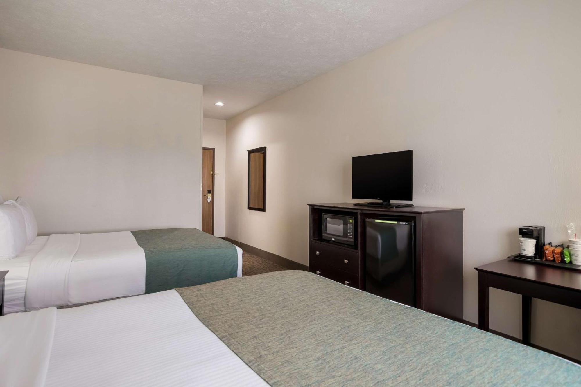 Best Western Kendallville Inn Buitenkant foto