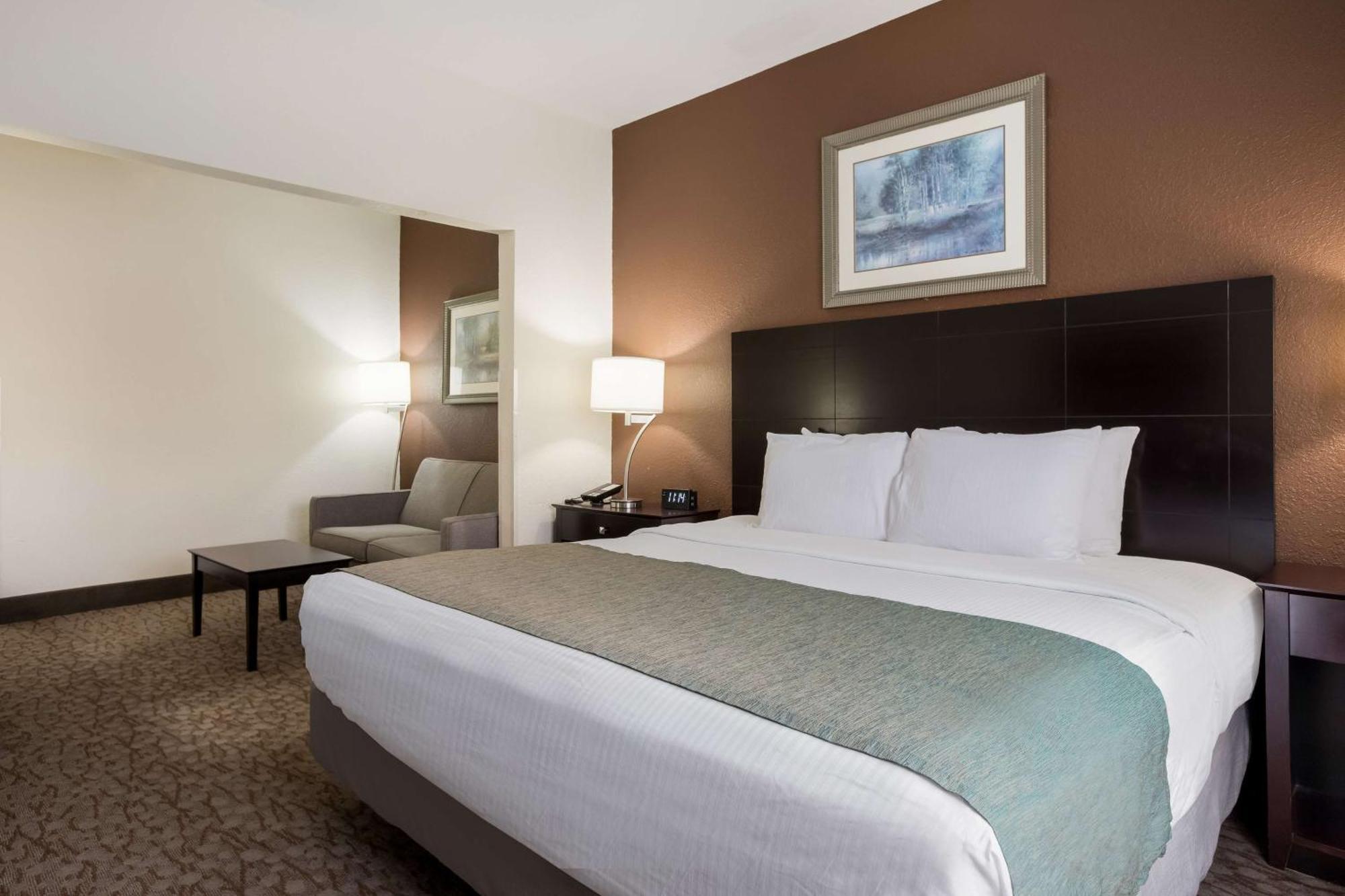 Best Western Kendallville Inn Buitenkant foto