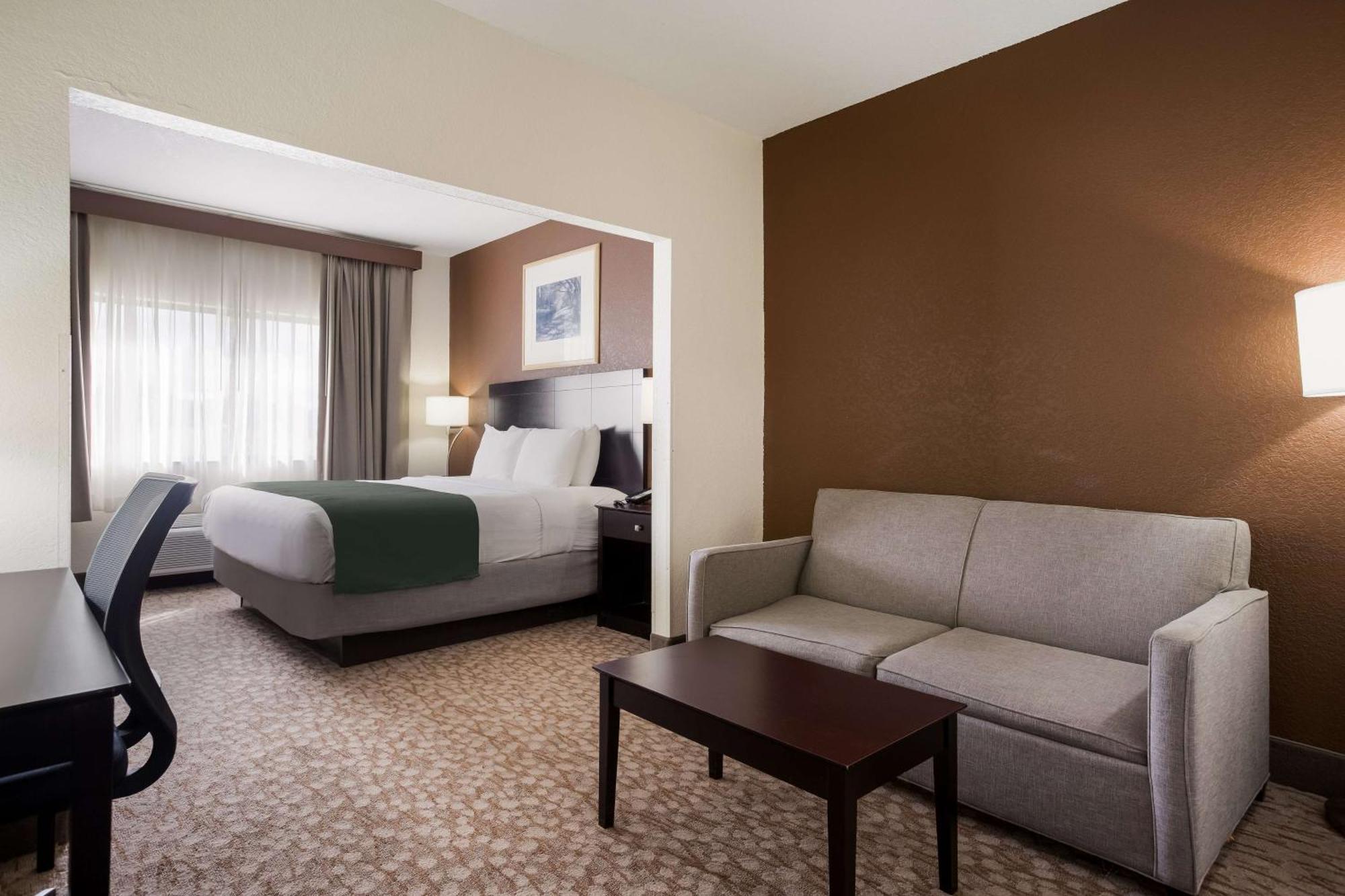 Best Western Kendallville Inn Buitenkant foto