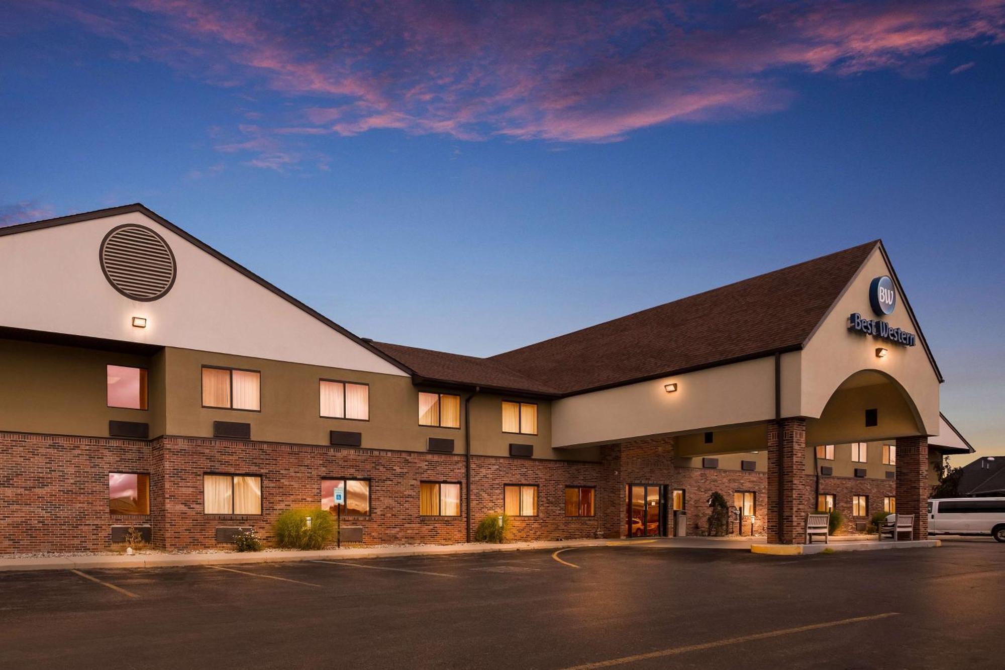 Best Western Kendallville Inn Buitenkant foto